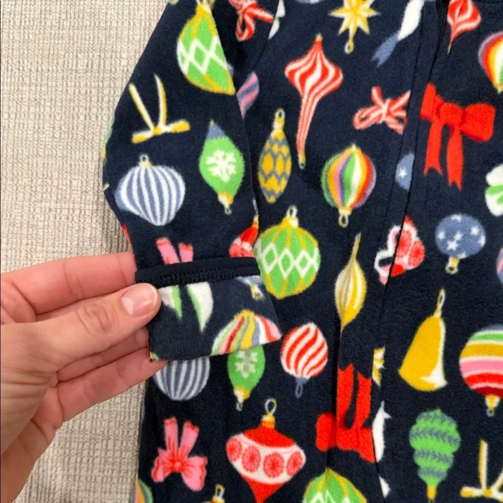 Old navy footie zip up pajamas